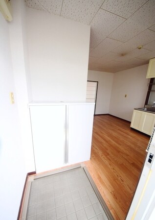 ルミエール泉Aの物件内観写真